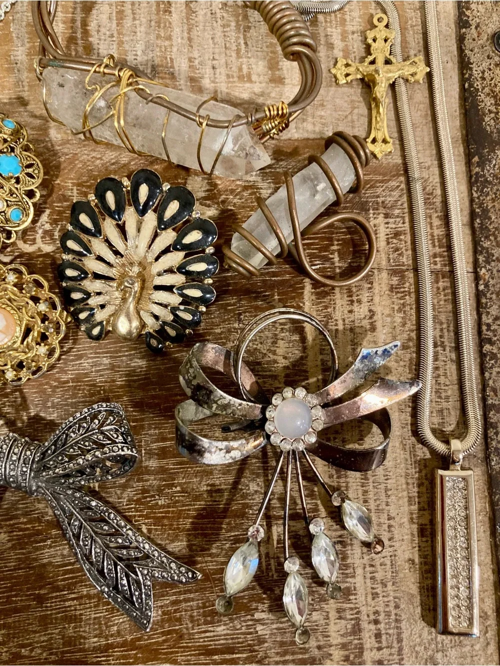 Broken Junk Jewelry Lot for Crafting - Picture 5 of 16